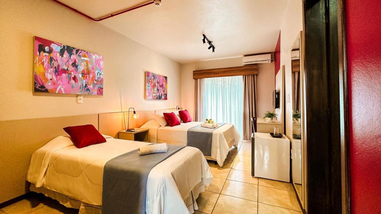 Luzzy Hotel Canela Exterior foto