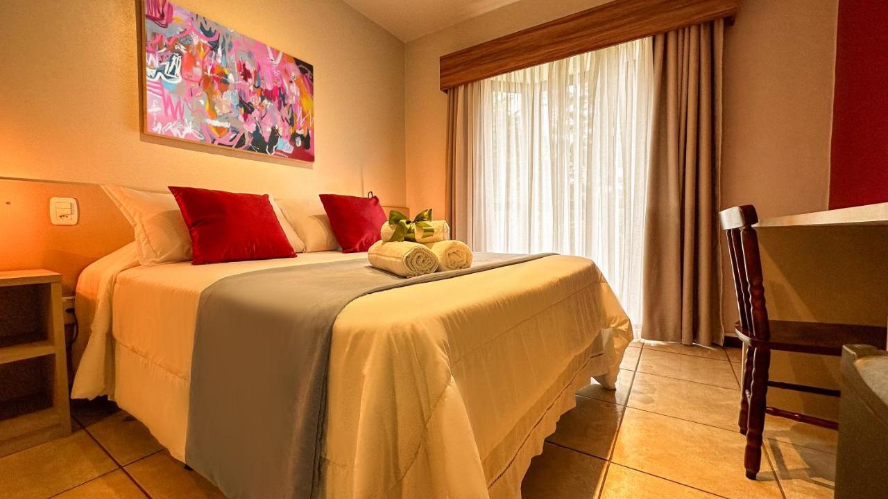 Luzzy Hotel Canela Exterior foto