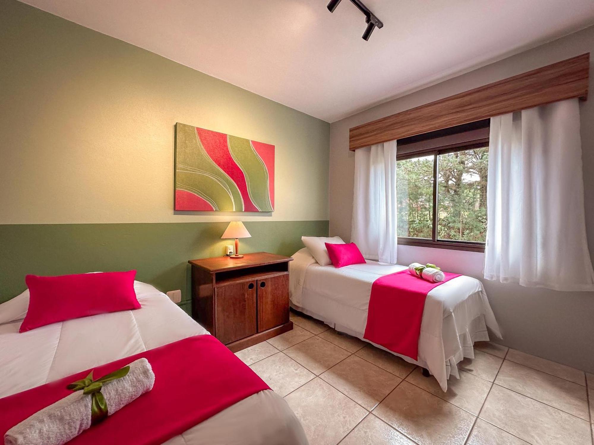 Luzzy Hotel Canela Exterior foto